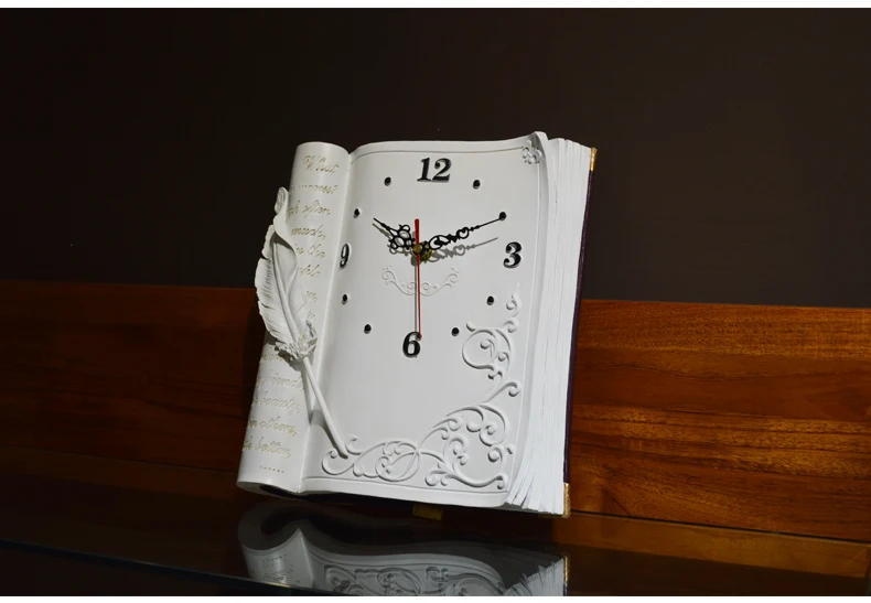 

European Art Cute Wall Clock Nordic Design Square Antique Wall Clock Vintage Digital Orologio Da Parete Home Decoration BL50WC