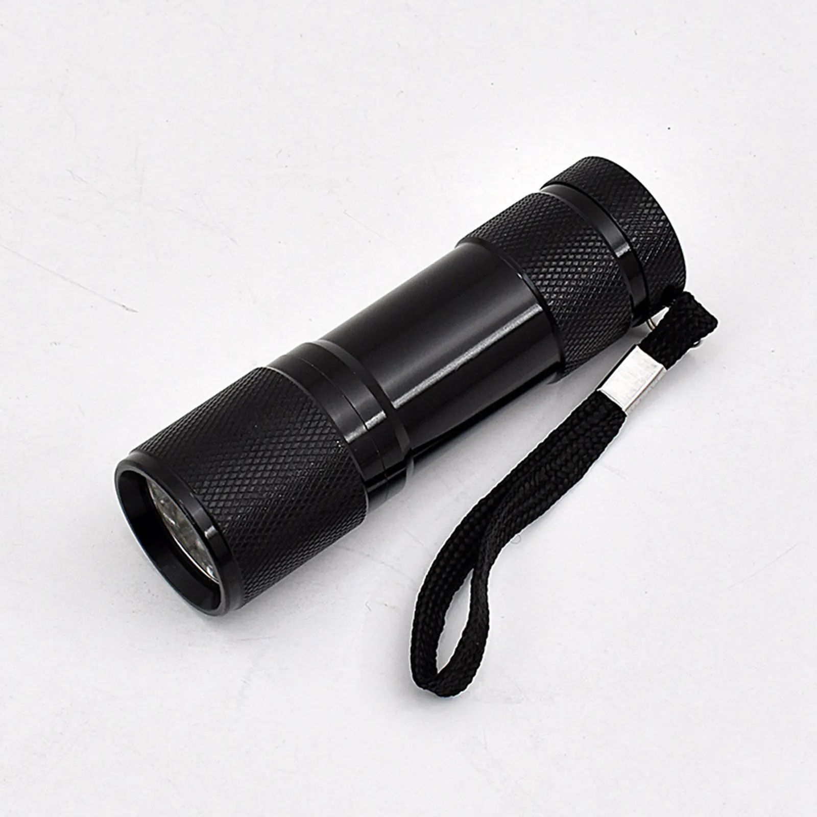 

Red Beam Light Flashlight Against Deteriorating Eyesight Red Torchs Outdoor Lighting Tools 9 LED 670nM