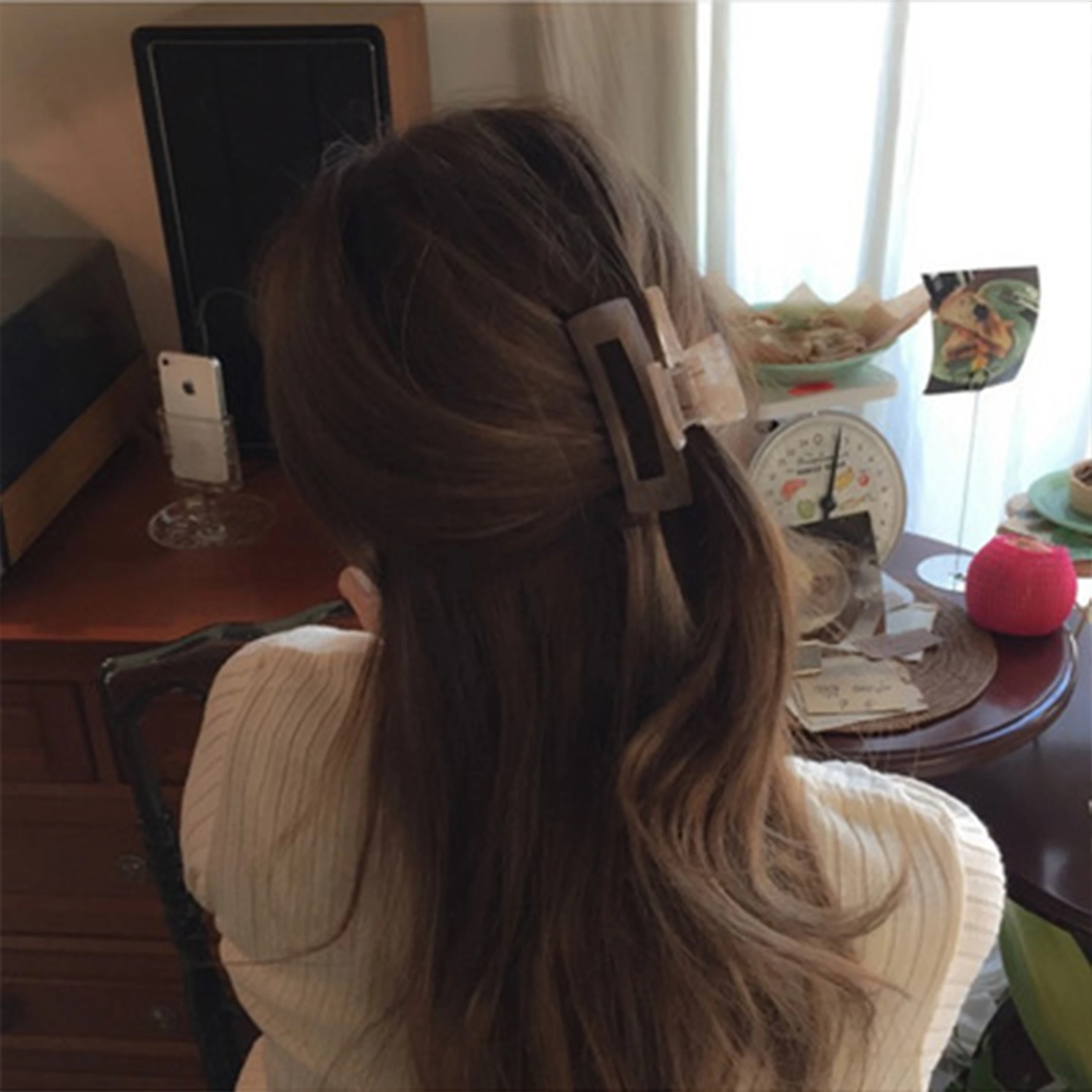 

2020 Hair Clips Claw Retro Fashion Decorative Hair Clip Leopard Acetate Plate Grab Clip For Women Girls Resin Hairpins Hair