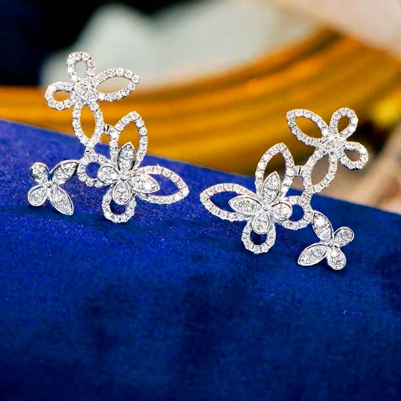 

Женские серьги-гвоздики в виде бабочек