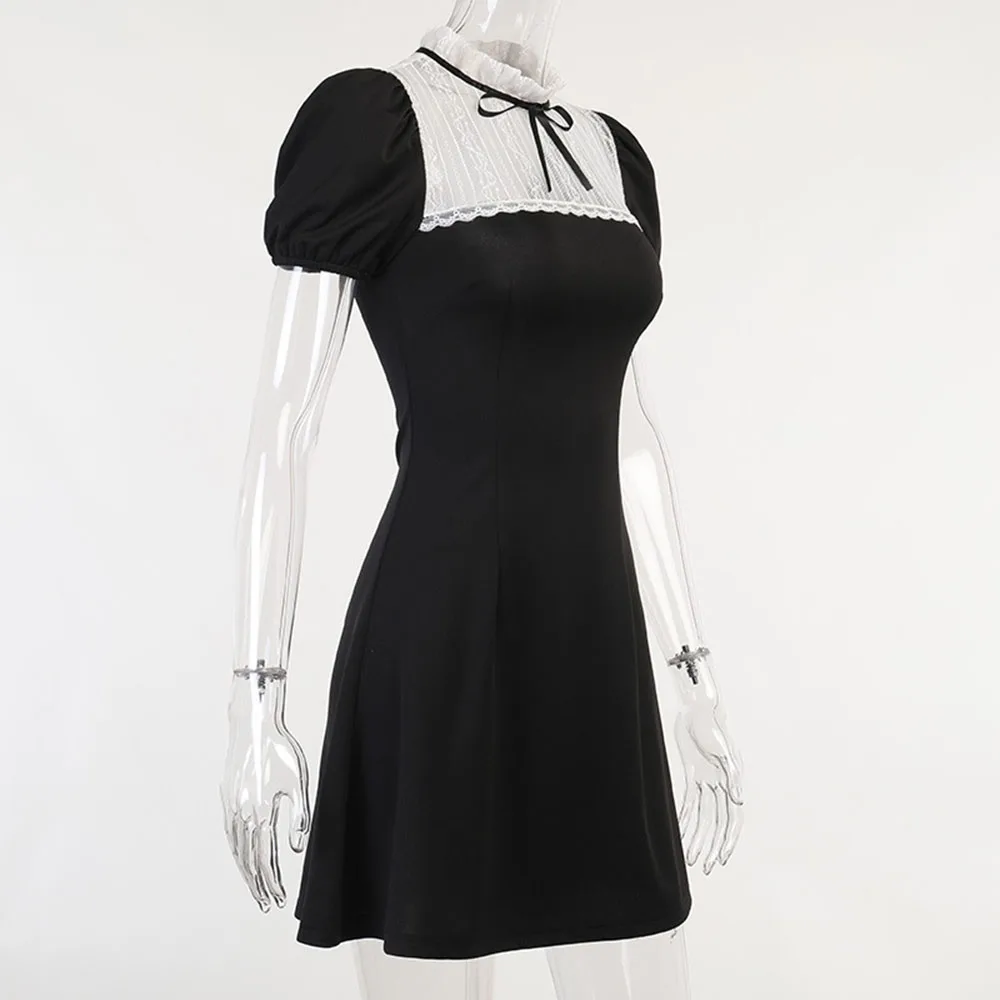 

2021 Summer New Fashion Retro Lace Splicing Perspective Sexy Bowknot Round Neck Puff Sleeve Women's Dress High Street Casual