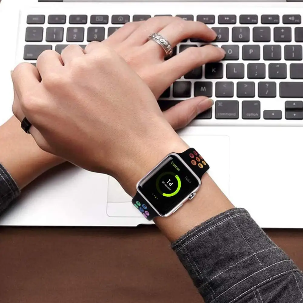 Apple Watch Bands 38/40/41/42/44/45mm,Soft Silicone Sport Strap Wristband for Iwatch Series 7 6 5 4 3 2 1 SE