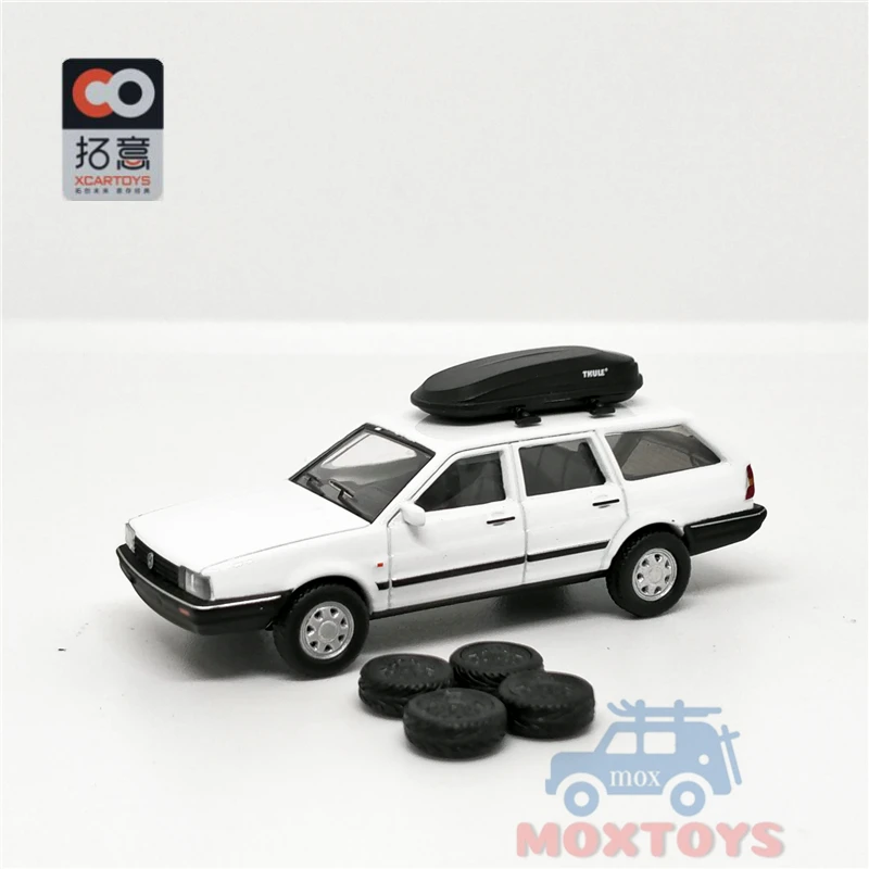 

Модель автомобиля XCarToys, 1:64, вагон VW Santana, белая, литая под давлением