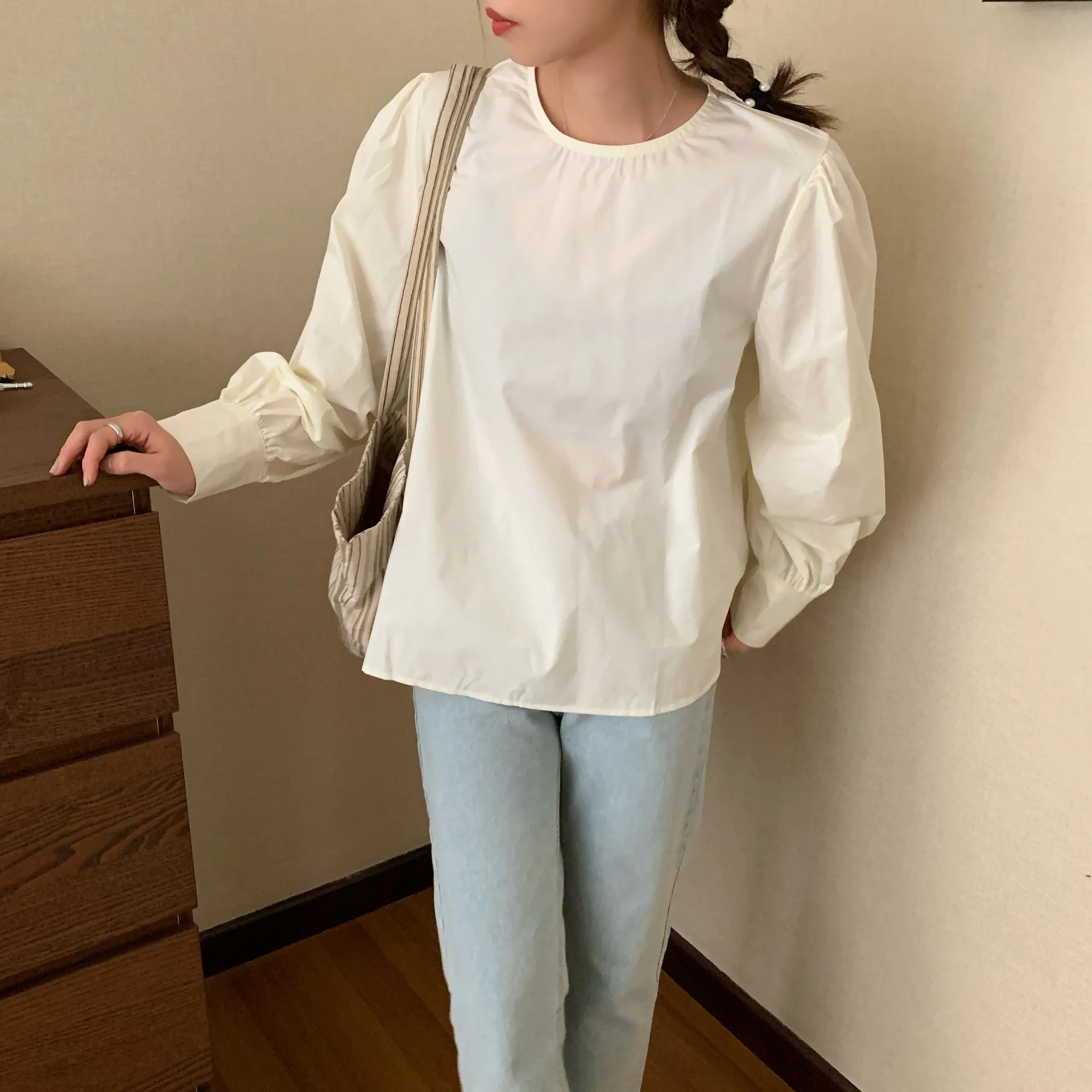 

Ladies' Tops 2021 Spring New Style Puff Sleeve Spring Cotton Apricot Blue Casual Loose Pullover Shirt