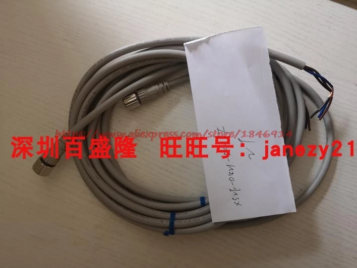 

/Original Brand New Genuine XS2F-D421-DC0-A XS2F-D421-DC0-F