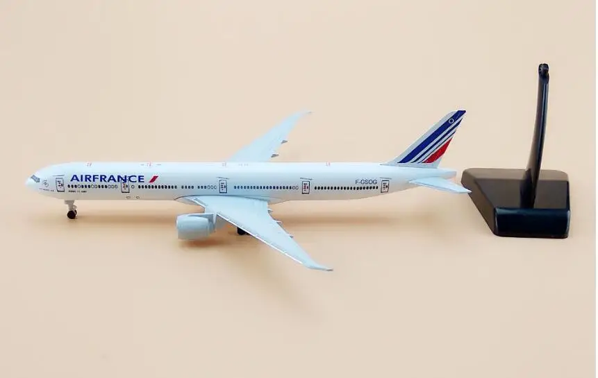 Модель самолета B777 металлическая 16 см модель Боинг 777 Air France дыхательные пути
