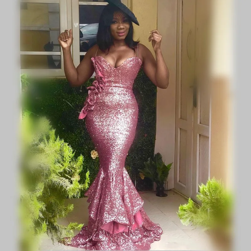 Женское платье на тонких бретельках сексуальное вечернее Русалка с открытой