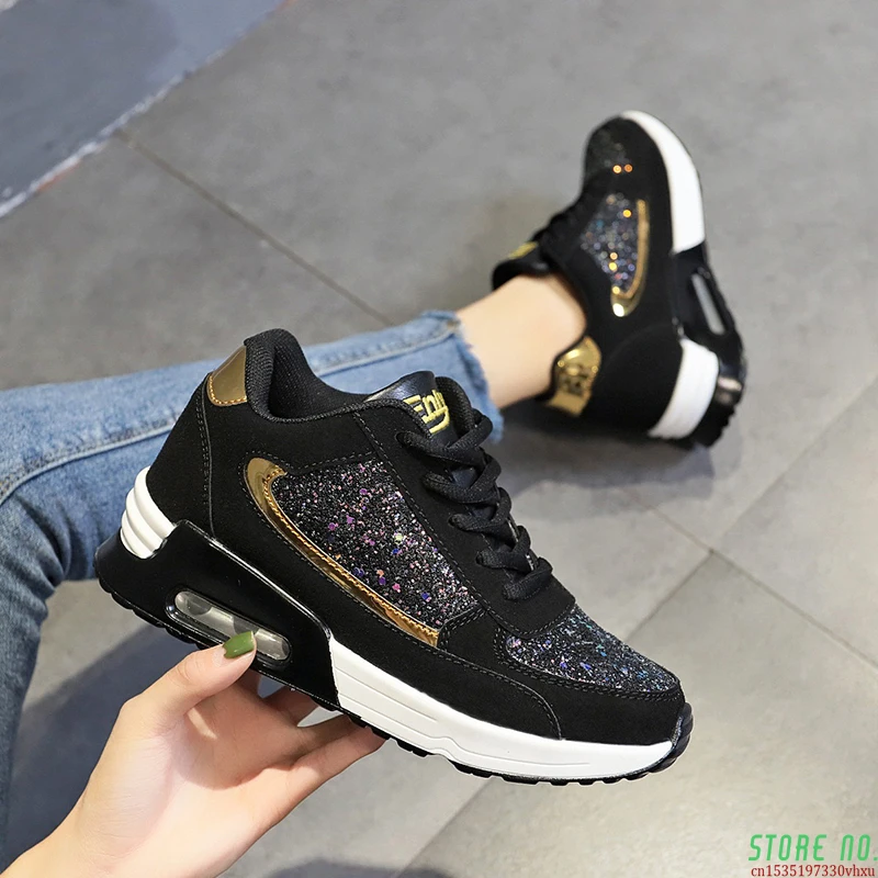 

Женские кроссовки на танкетке, с блестками, модная спортивная обувь для девочек, женские кроссовки, черная обувь, 2021