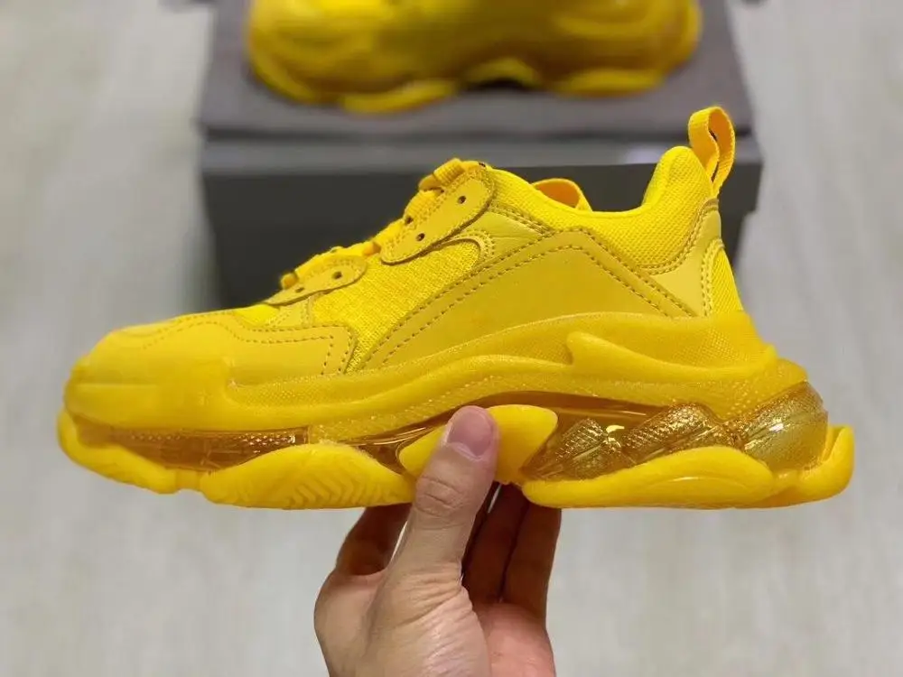 Женские кроссовки с воздушной подушкой и кристаллами разные цвета|Обувь без