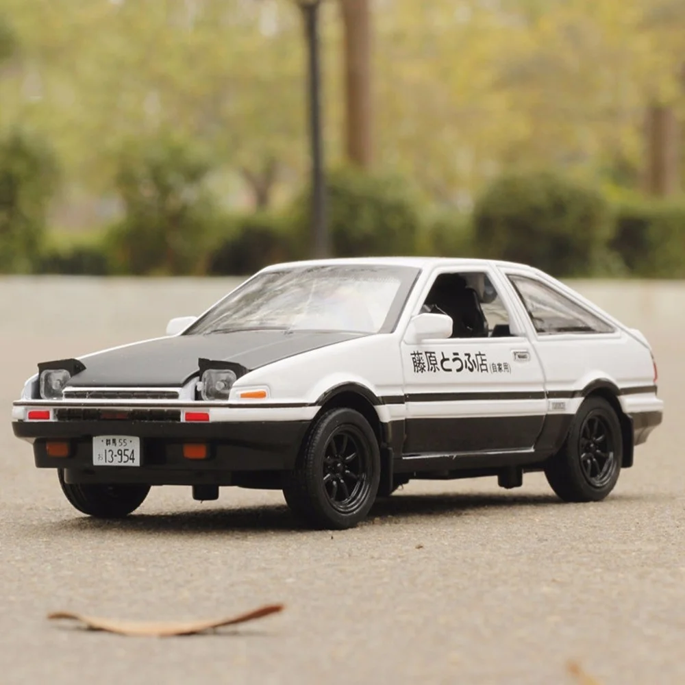 Модель автомобиля AE86 1/28 начальный D Corolla черно белый из сплава японская модель Trueno