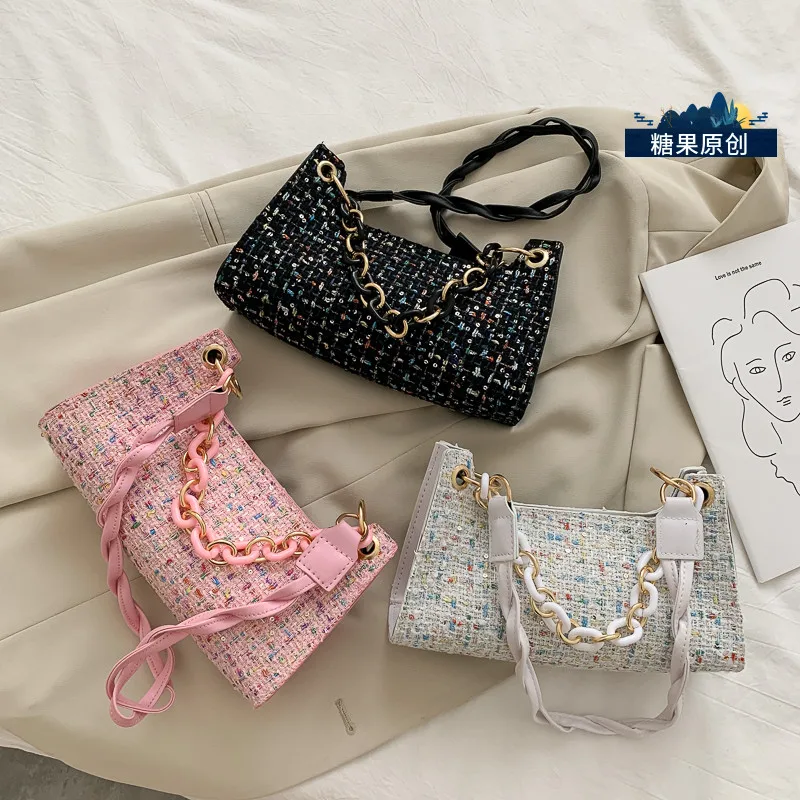 

Women Woolen Vintage Chain Underarm Purse Handbags Elegant Ladies Small Shoulder Bags Fashion Design Leather Baguette White