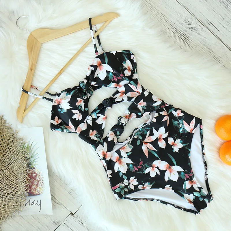 Соблазнительный слитный красный купальник 2020 с оборками и глубоким V образным