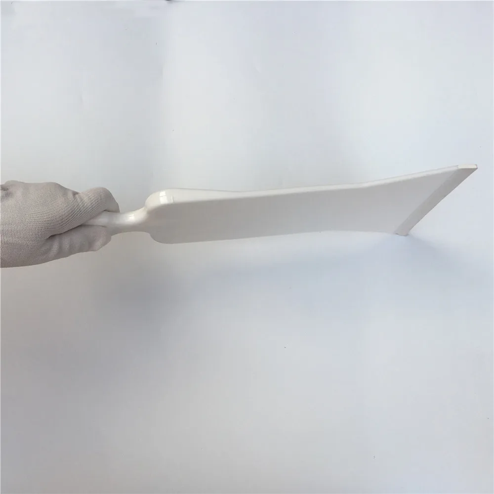 Скребок для оконных стекол чистым инструментом бульдозер водный