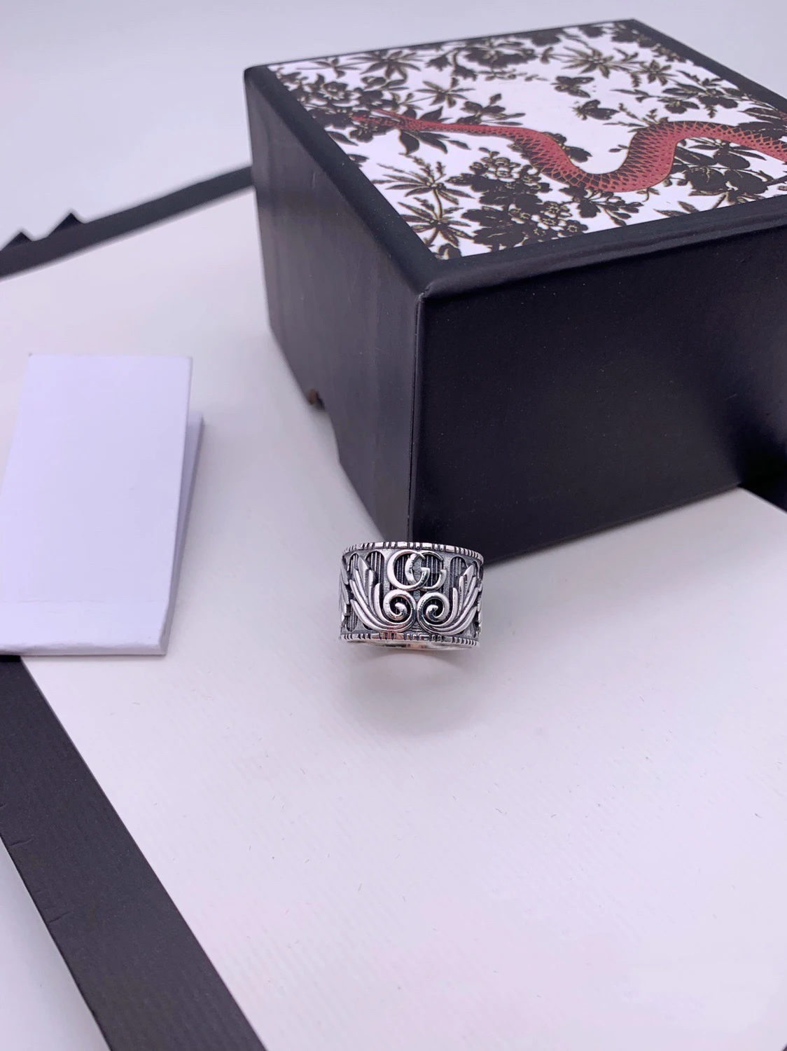 

925 sterling silver classic logo G letter, angel wings carved pattern ring, retro fashion trend
