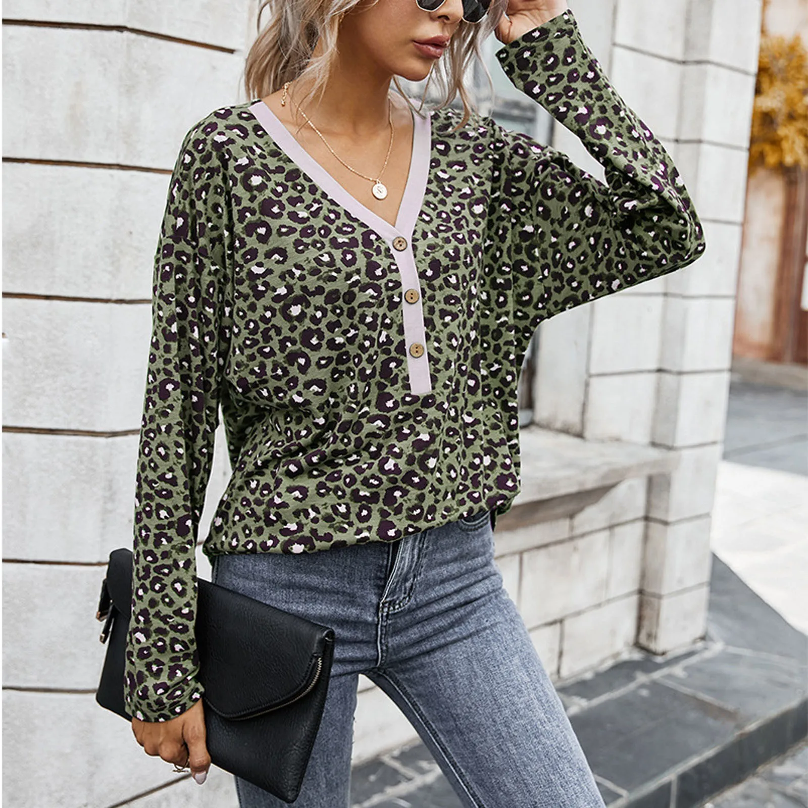 Кроп Топ женский с леопардовым принтом Модная вязаная блузка длинным рукавом