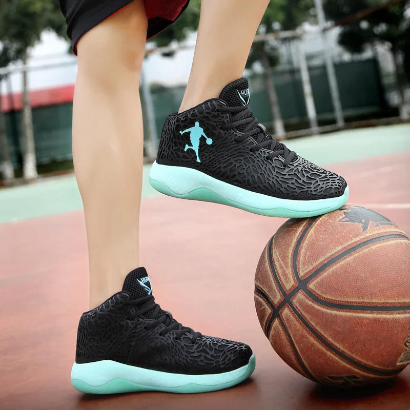 

Man Lightweight Basketball Shoes Breathable Anti-slip Basketball Sneakers Men Lace-up Sports Gym Ankle Boots Shoes Basket Homme