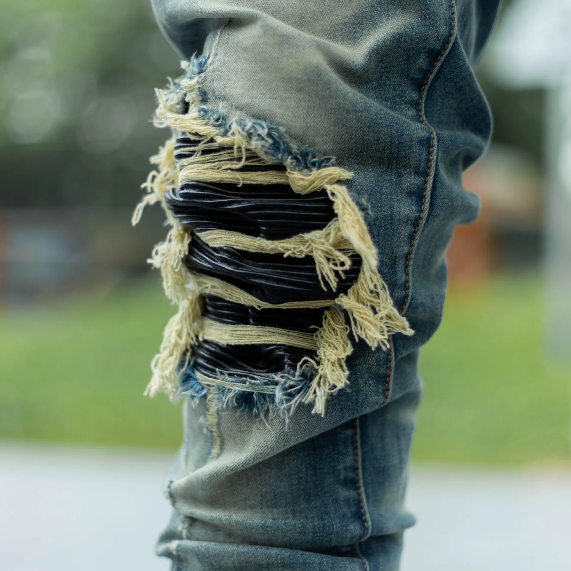 

New men's male American high street denim pants fan car wash water distressed ripped holes patch leather patches slim-fit jeans