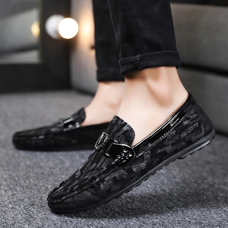 

Men Loafers Driving Shoes 2020 Spring Fashion Moccasins Footwear Suede Slip-On Brand Men Leisure Walking Shoes Mocasines Hombre