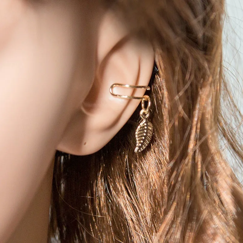 

New Fashion 2Pcs/Set Ear Cuffs Gold Leaf Ear Clip fairy punk Earrings Climbers No Piercing Fake Cartilage Earring For Women