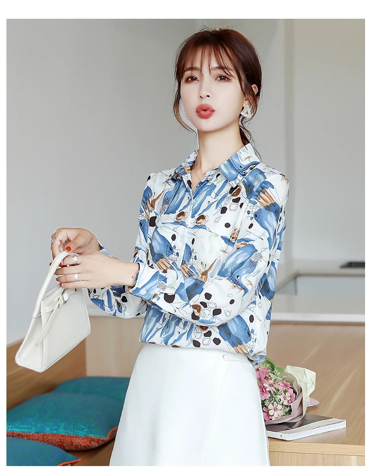 2021 spring retro light luxury Chinese style ink blue and white porcelain positioning printing silk long-sleeved shirt top women