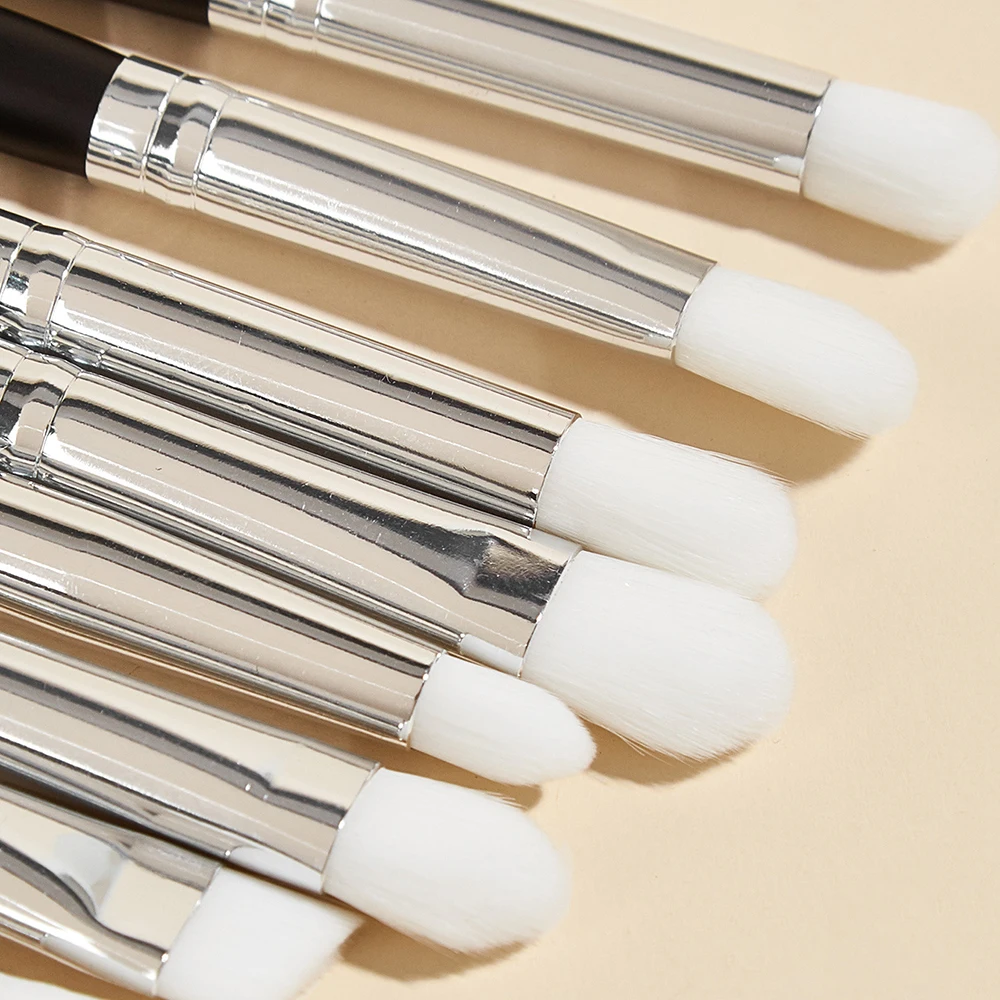 

BANFI 8 Pcs Black Silver Makeup Brushes Set Cosmetics Powder Eyeshadow Blush Factory Price Women Beauty Make Up Tools