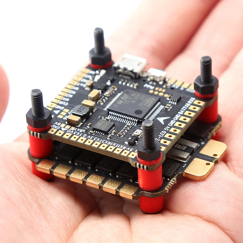 

New style LANRC F4 V3S Plus Flight Controller Blheli_S 45A/55A ESC 30.5mm Stack for RC FPV Racing Freestyle 5inch 4S 6S Drones