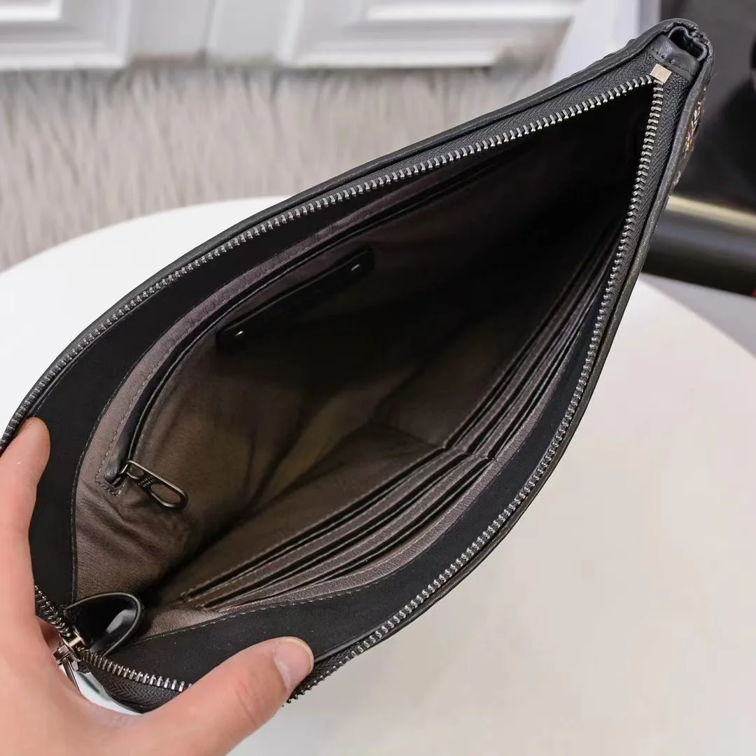 2021 Fashion Woven Brand Briefcase Leather Messenger Bag Luxury Black Casual Envelope Bag Men's Clutch Travel Wallet A4