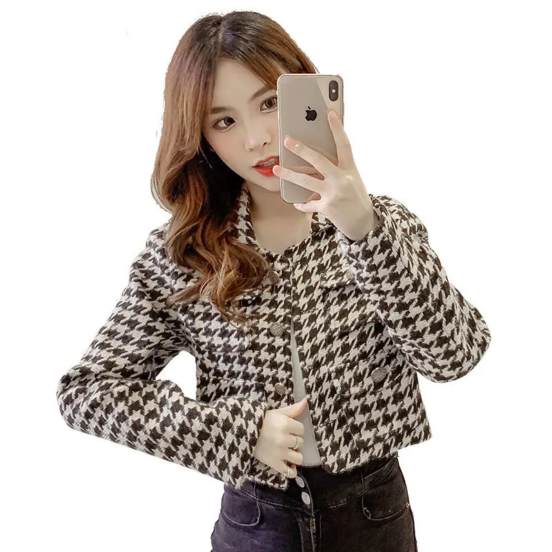 

2021 spring and autumn winter new small fragrance temperament versatile small Plaid Wool Coat short thousand bird Plaid top