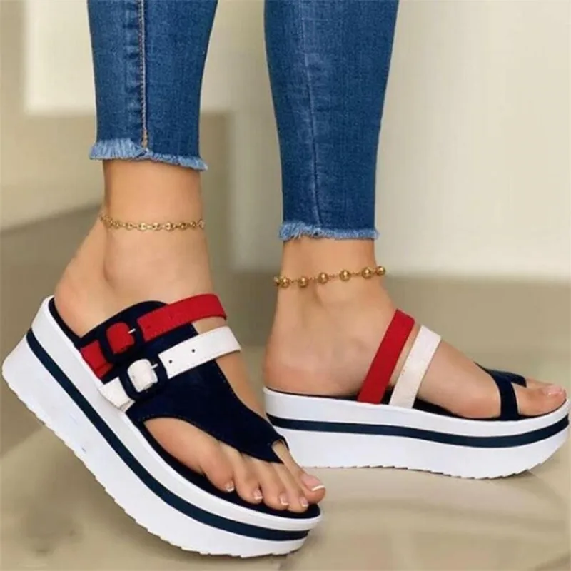 Летние Новые Модные женские сандалии на танкетке повседневные Студенческие