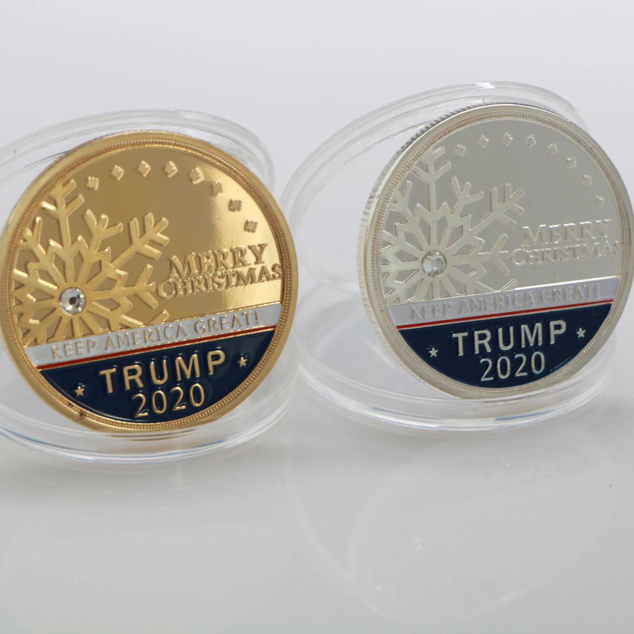 Фото Памятная монета с изображением президента Дональда Трампа Памятная монета с изображением президента Дональда Трампа