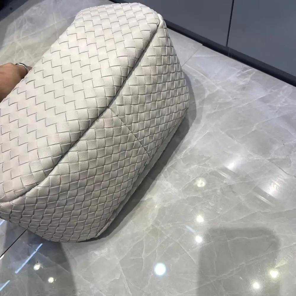 

Weave Cloud Handbag 2021 Women Luxury Shoulder Bag Cow Leather Handbag Lady Underarm Portable Messenger Bag Coin Purse Handbag
