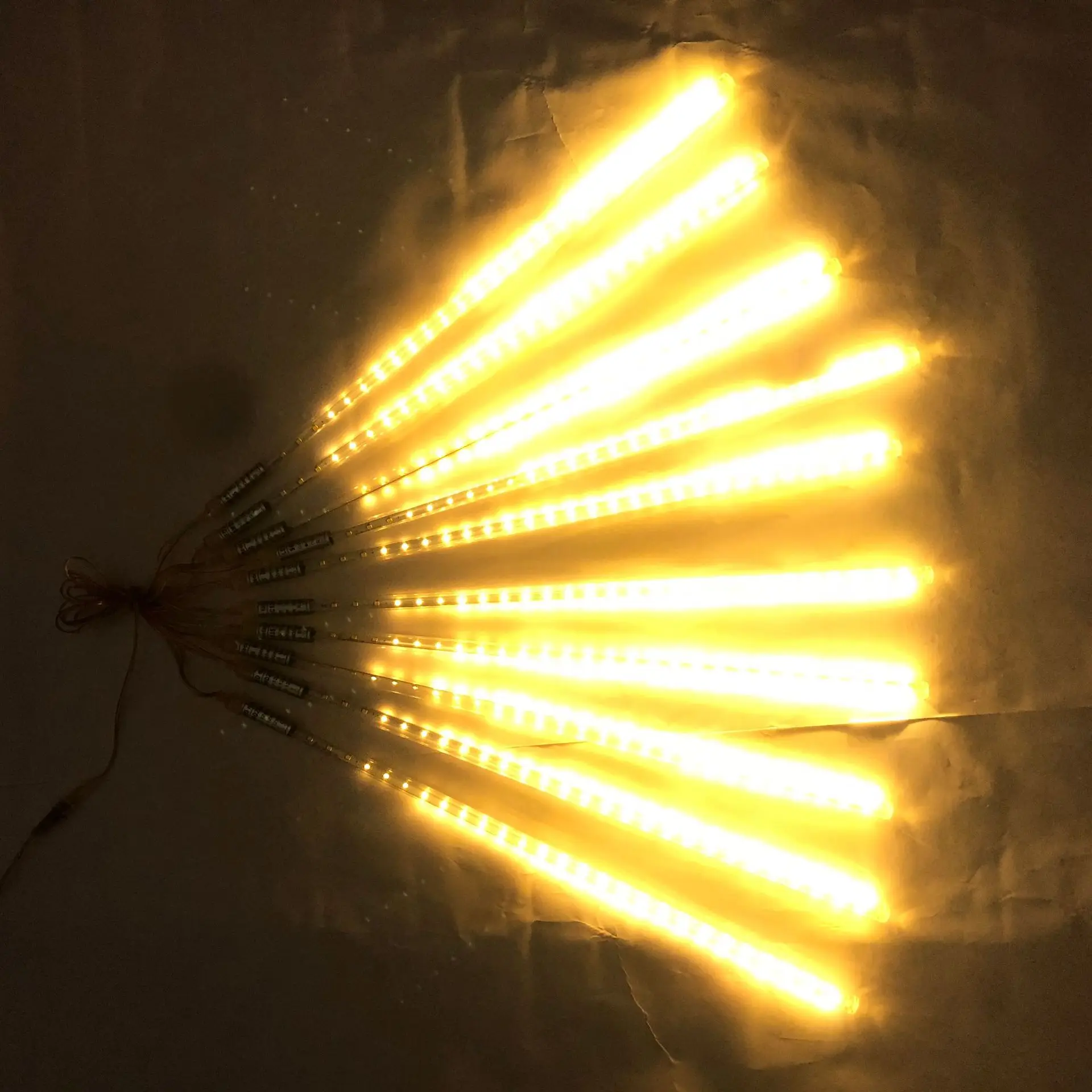 

LED Meteor Light Outdoor LED Meteor Shower Light Festival Christmas Tree Decoration Light Meteor Tube