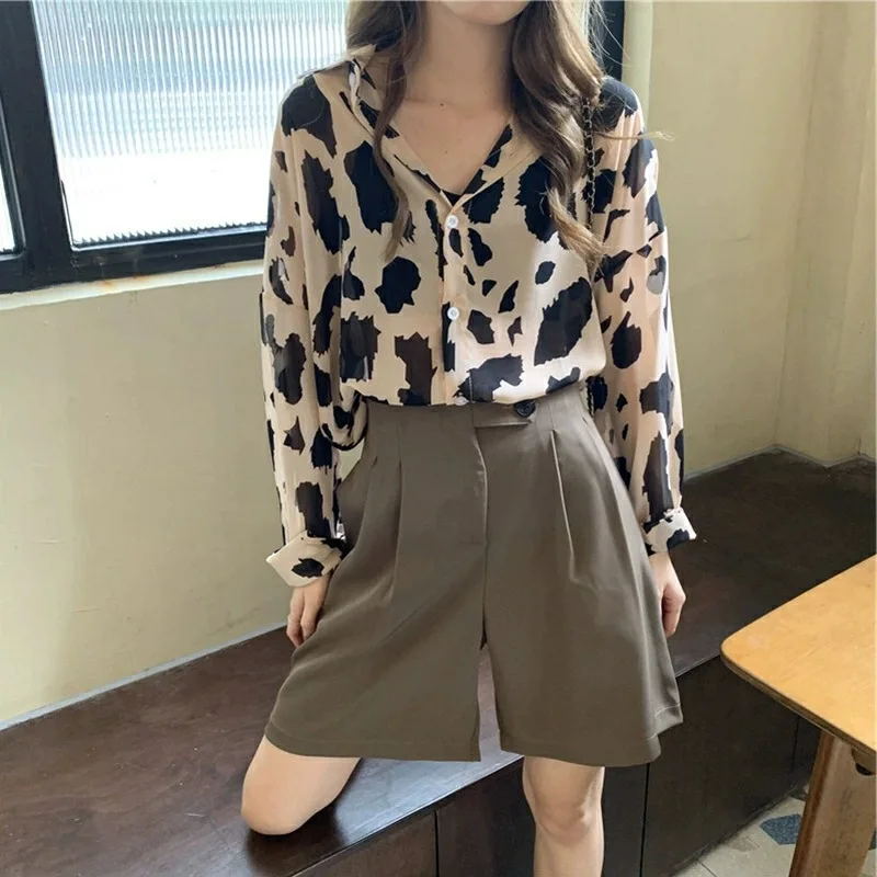 

Leopard Chiffon super fairy design, versatile loose Korean sunscreen shirt y2k aesthetic women fashion tops goth