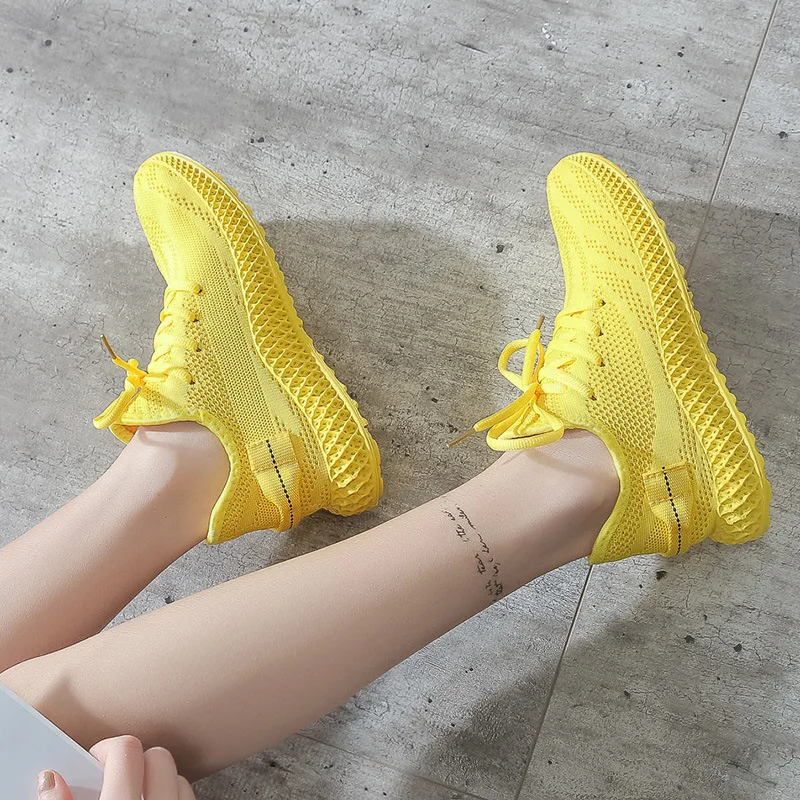 Модные корейские летающие женские кроссовки желтые роскошные дизайнерские женские туфли женские легкие удобные кроссовки Красные кроссовки на платформе 7