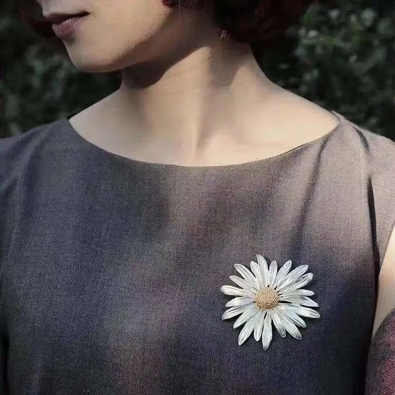 Брошь для специальных клиентов | Украшения и аксессуары