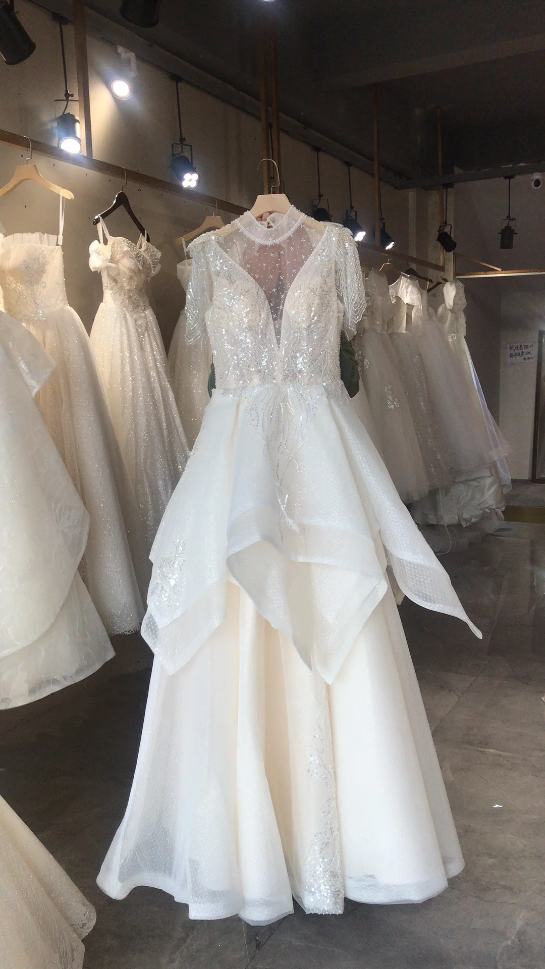 

Роскошные мусульманские свадебные платья с бисером и коротким рукавом, прозрачные Многослойные Свадебные платья из органзы с блестками, 2021