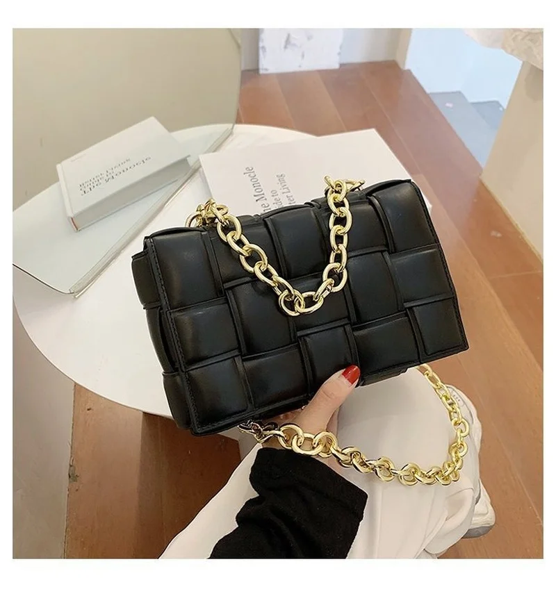 

2021 New High-quality Chain Shoulder Bag Designer Small Fresh Rhombus Fashion Portable Lady Bag Casual All-match Messenger Bag