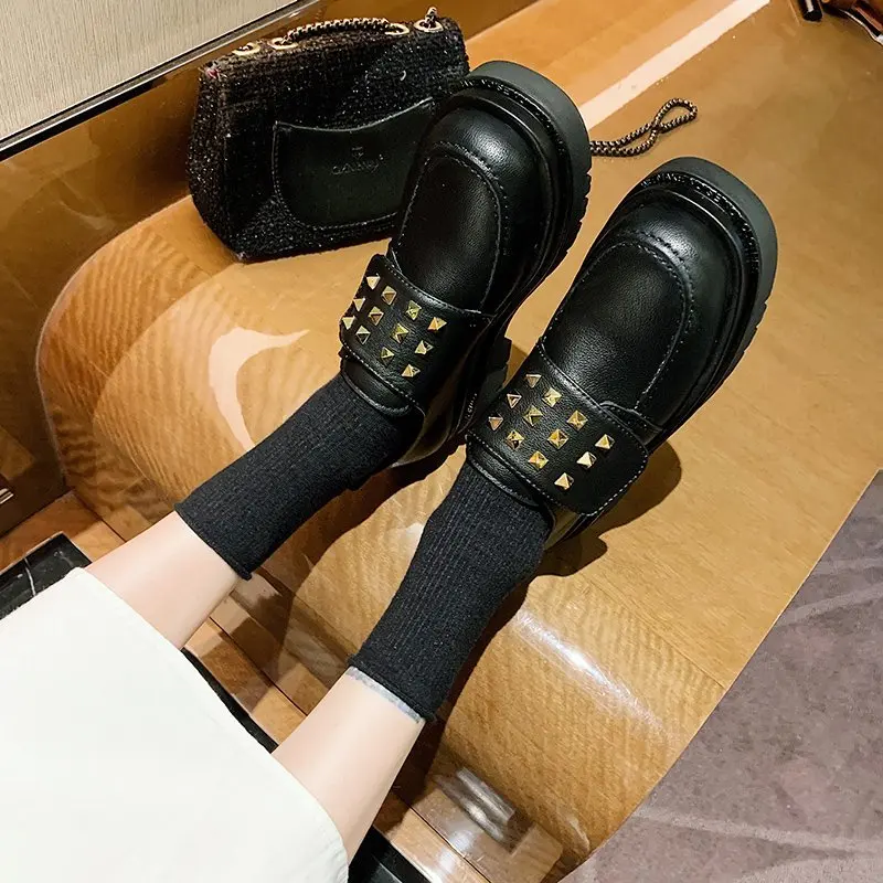 

Casual Woman Shoe Female Footwear Black Flats Clogs Platform Oxfords Modis Round Toe Dress Creepers New Leather 2021 Retro Rome