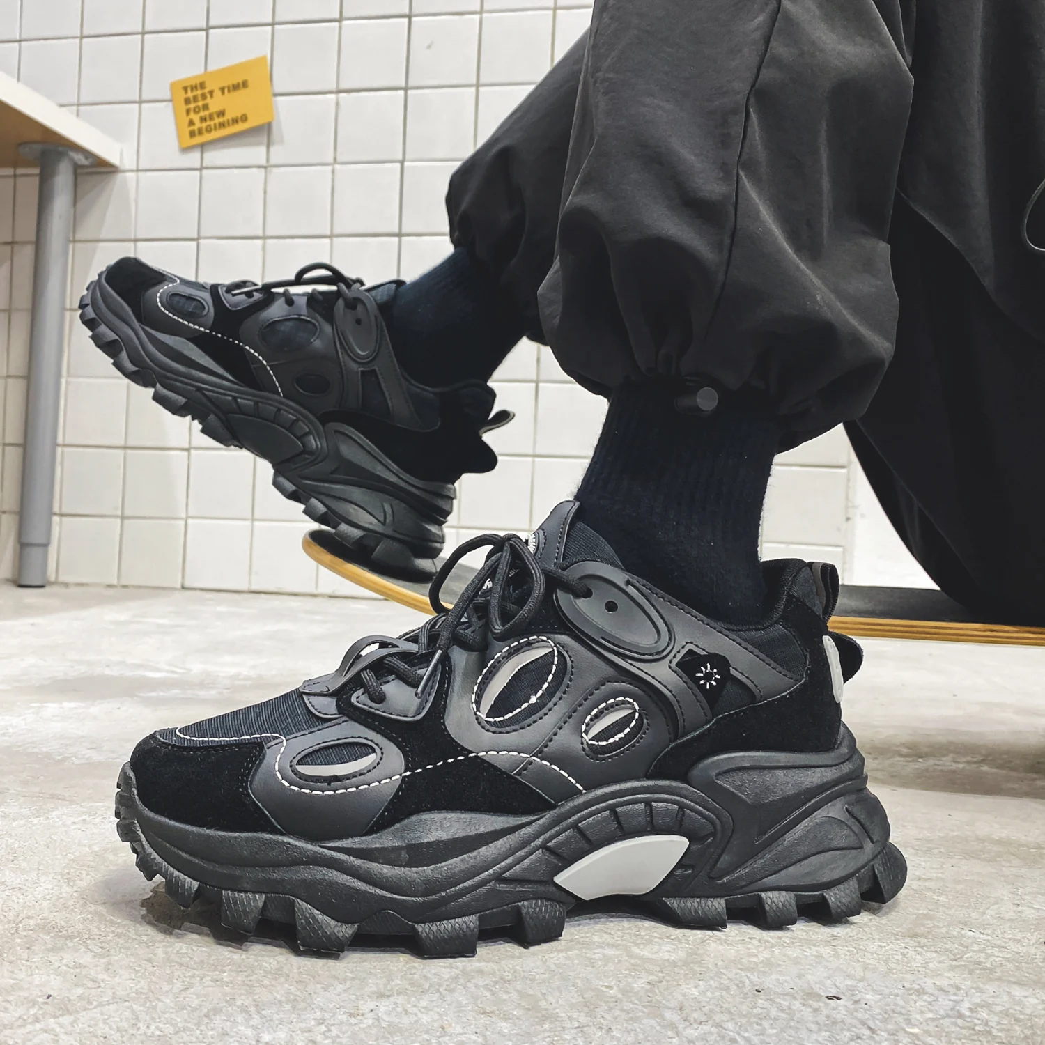 

2021Spring New Fashion Casual Shoes For Men Low Platform Height Increasing Walking Shoes Comfortable Breathable Lace-up Sneakers