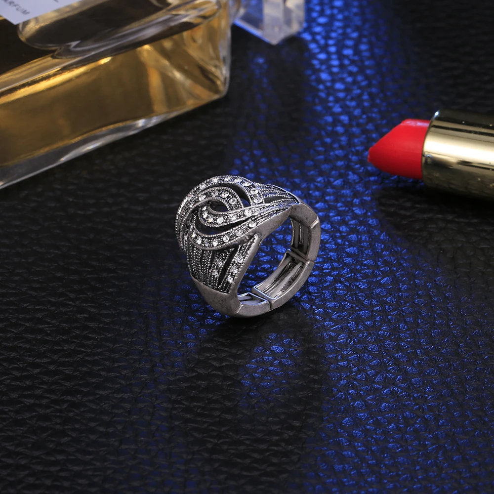 Женское винтажное геометрическое кольцо эластичное регулируемое с кристаллами