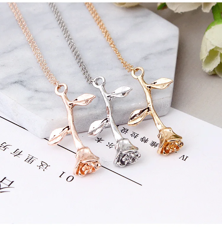 

New Jewelry Exquisite Color Rose Pendant Necklace Girlfriend Valentine's Day Gift Necklace Women Long Necklace