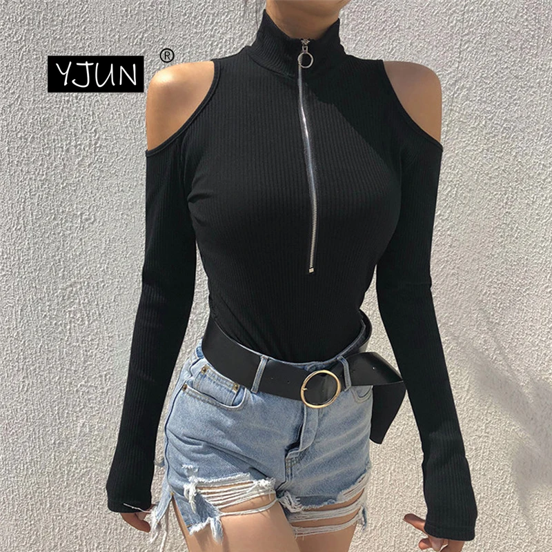 Женское боди с длинным рукавом черное облегающее высоким воротом без бретелек