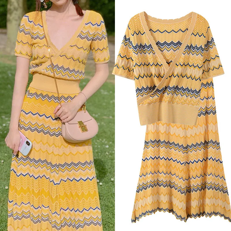 Весна лето 2020 комплекты платьев трикотажное пальто в цветную полоску длинные