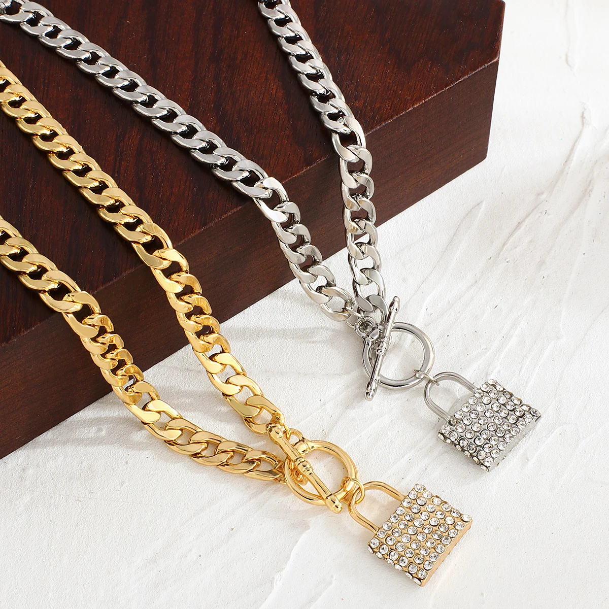 Цепочка с подвеской Стразы в стиле хип-хоп