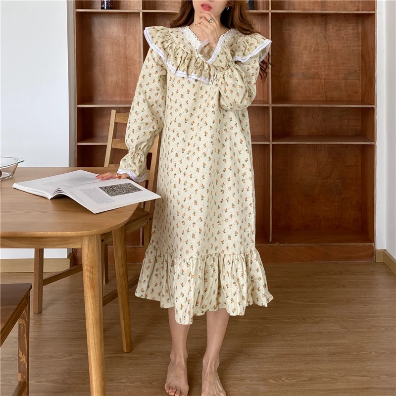 

Осенне-зимняя ночная рубашка с цветочным принтом, платье с длинным рукавом и оборками, домашняя одежда, необычная кружевная Пижама с v-образ...