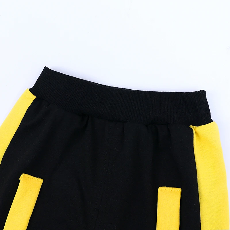 Комплект одежды для маленьких мальчиков и девочек осенне-зимний новый модный