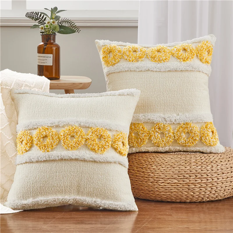 Наволочка для диванной подушки 45x45 см с кисточками | Дом и сад