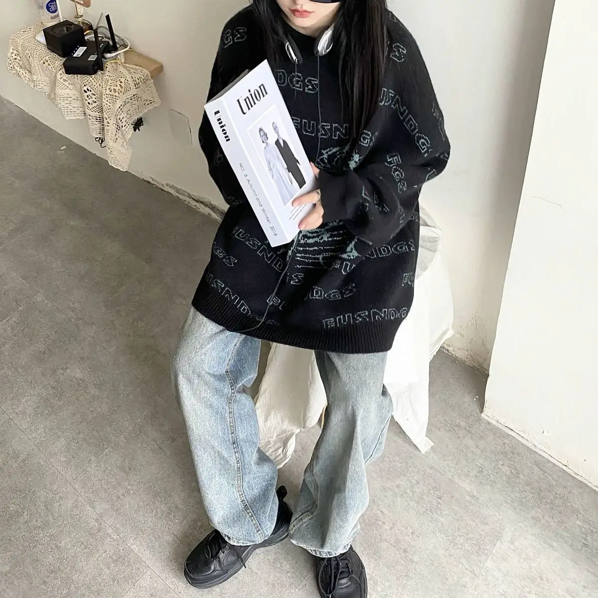 

Fall/winter new round neck letter cartoon jacquard padded loose sweater female students Joker knitted coat tide