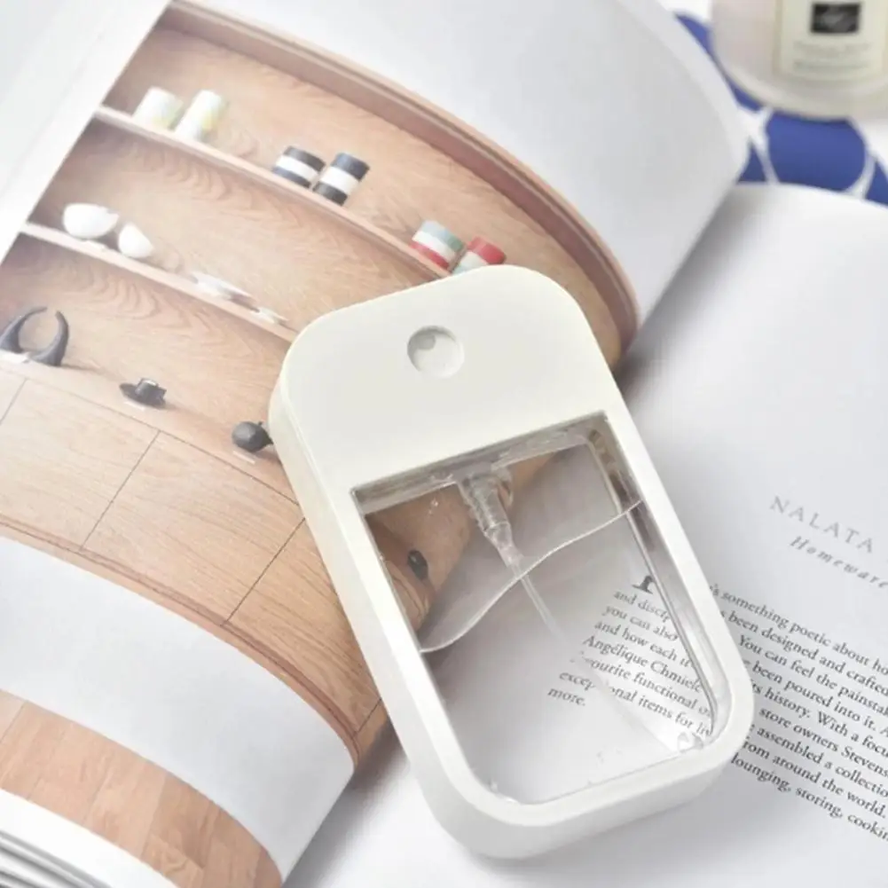 

45ML Mini Hand Sanitizer Press Spray Bottle Portable Mist Portable Bottling Refillable Bottle Plastic Alcohol Empty Fine O9G5