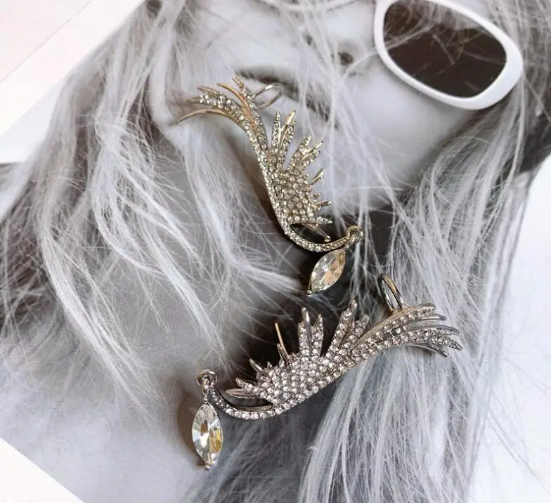 Роскошные женские серьги-клипсы со сверкающими кристаллами | Украшения и